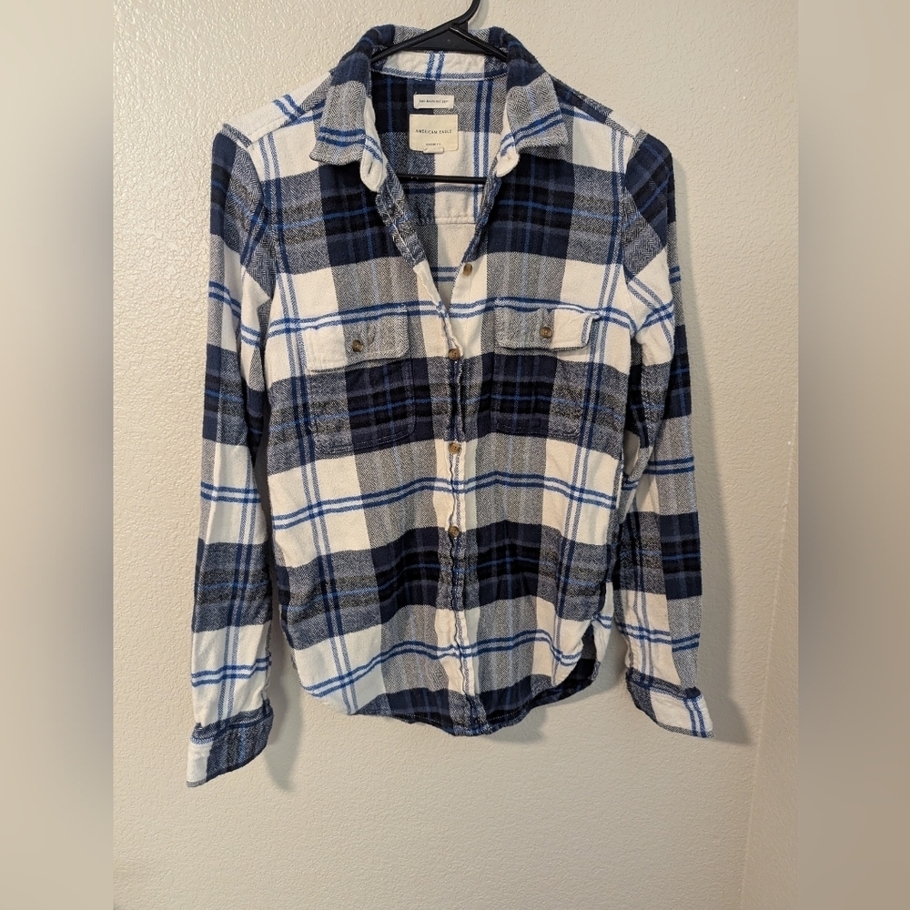 American Eagle Outfitters ,Navy and White Plaid Flannel Shirt,Size S
